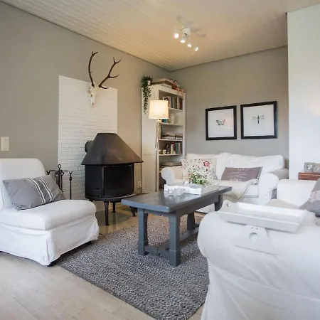 בית נופש Child-Friendly Holiday Home In A Quiet Location Of Winterberg Langewiese *